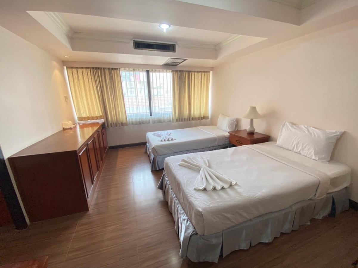 Jumbotel Hotel Банкок Екстериор снимка