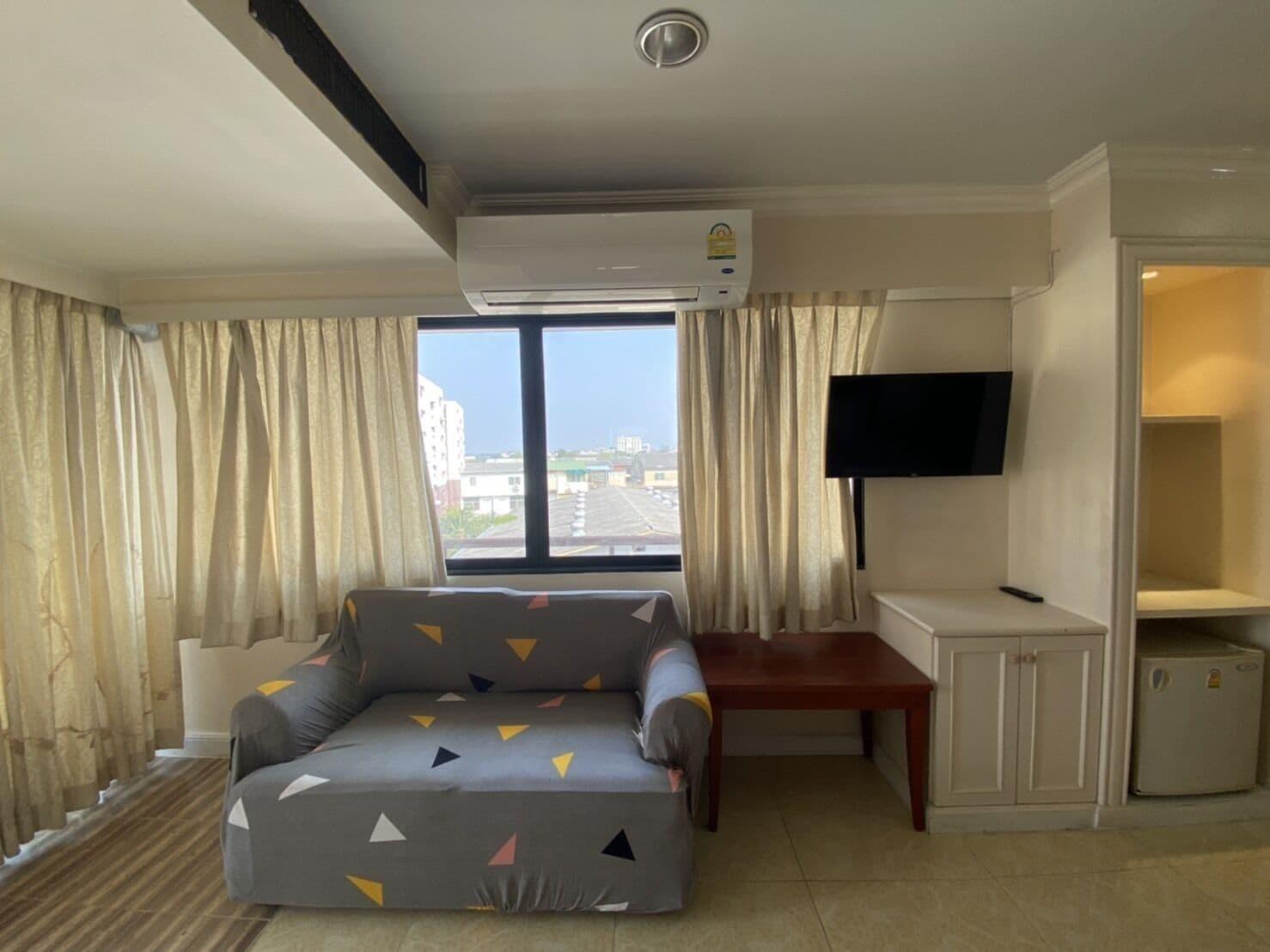 Jumbotel Hotel Банкок Екстериор снимка