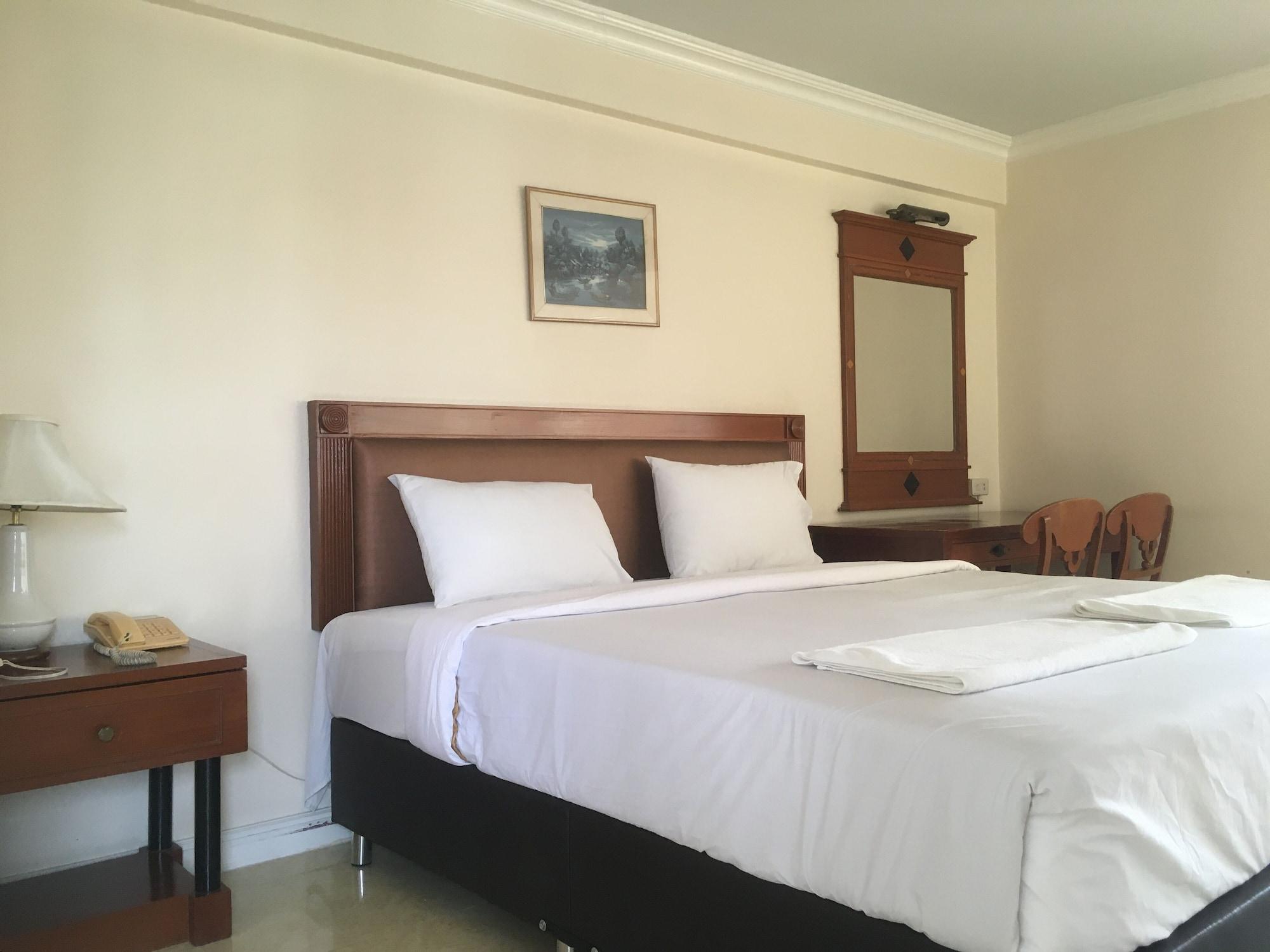 Jumbotel Hotel Банкок Екстериор снимка