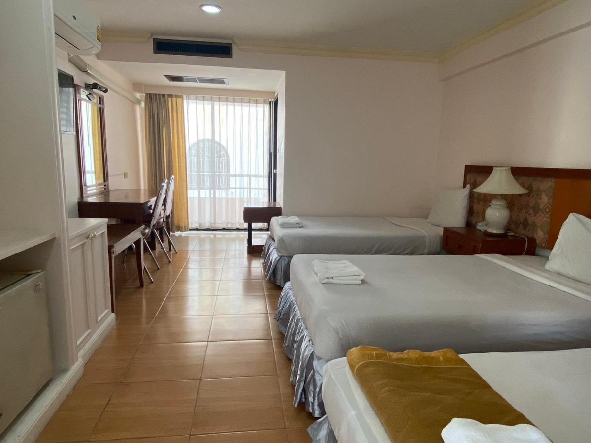 Jumbotel Hotel Банкок Екстериор снимка